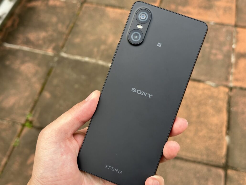 Xperia 10 VI 手持ち