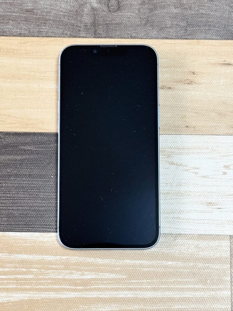 UQ認定中古品iPhone14_正面