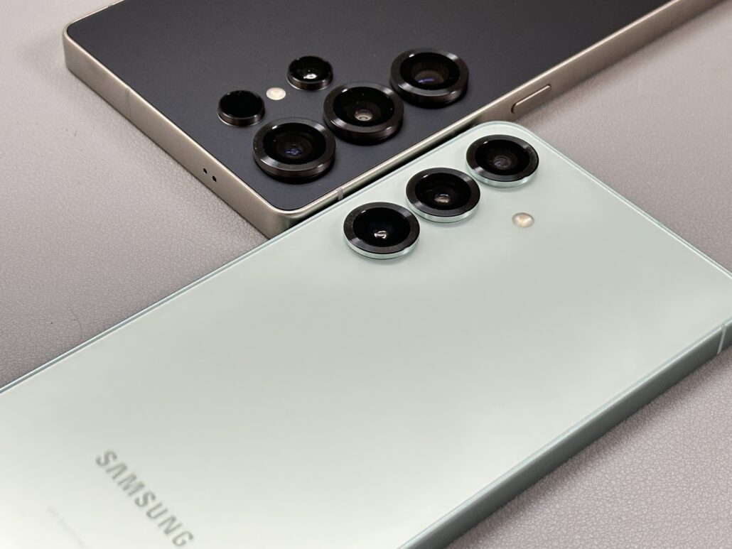 Galaxy S25 UltraとGalaxy S25の比較