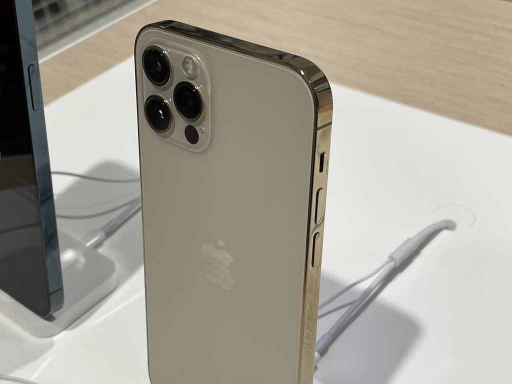 iPhone12 Pro Gold